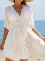 Vestido de playa con cuello en Vde patchwork